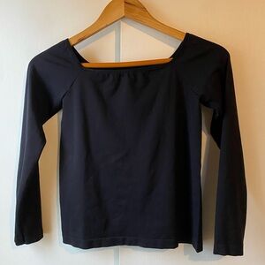 Venus Black Size Medium 3/4 Sleeve Top Shirt